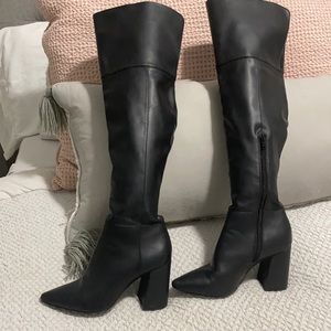Charles David Tall Black Boots Sz 7 Like New!